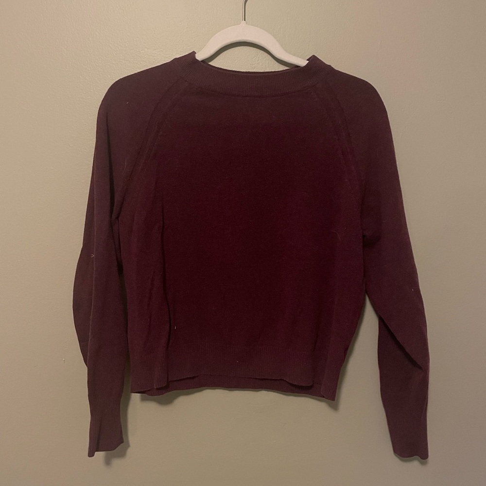 Maroon sweater